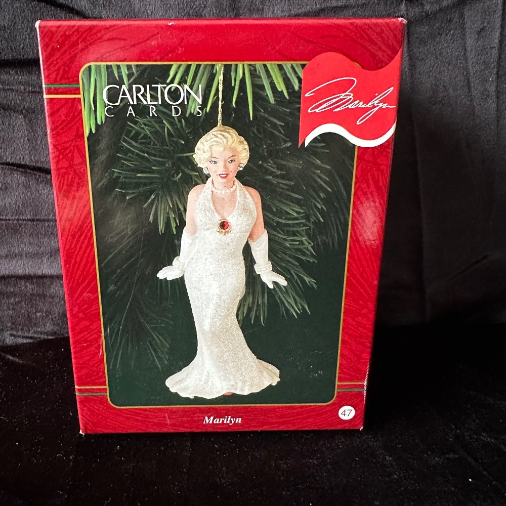 Vintage 1996 Carlton Cards commemorative Marilyn Monroe Ornament